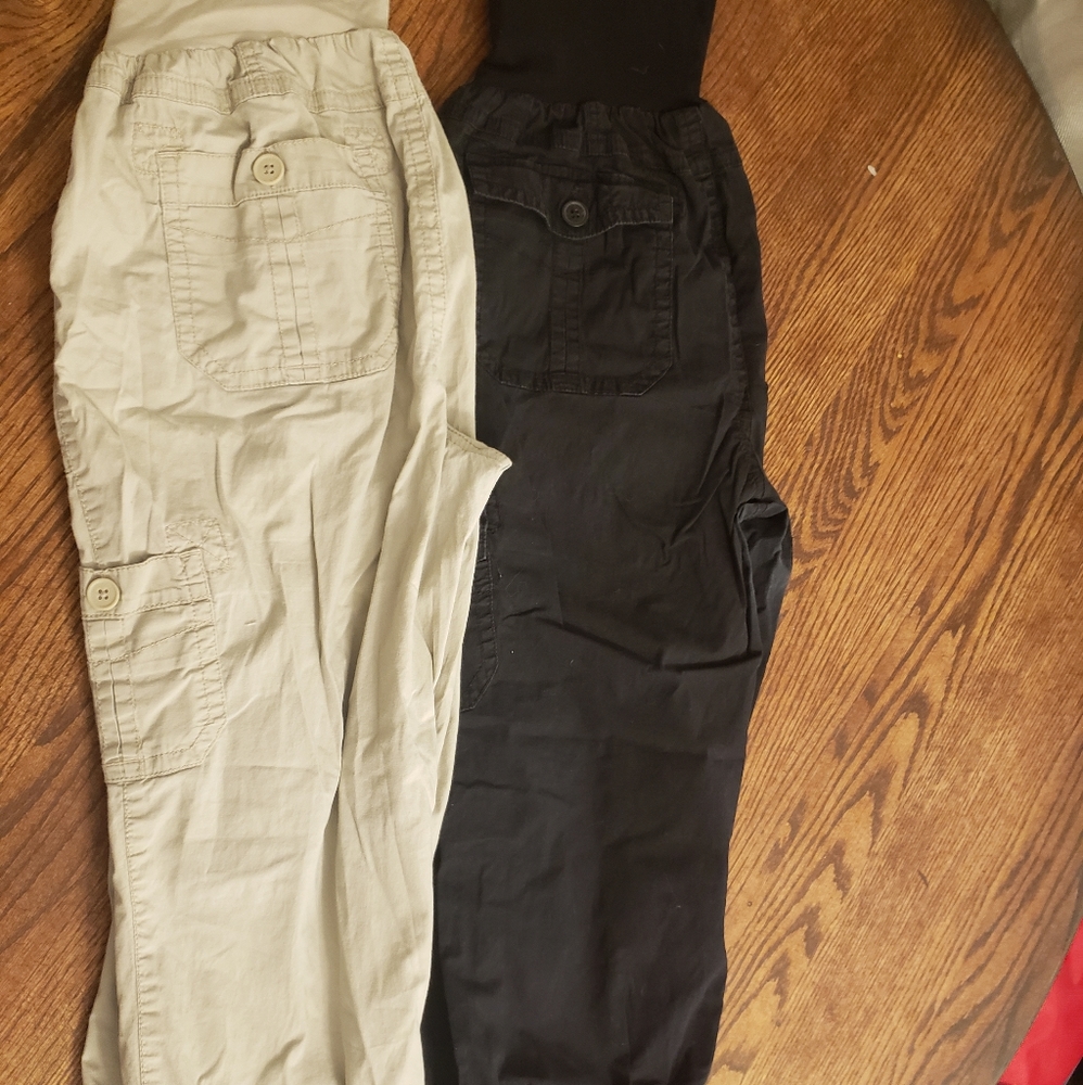 Motherhood Maternity Cargo Capris